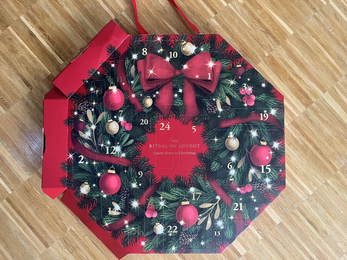 Maquillage: Rituals Adventskalender 2025 neu – Neuf avec emballage d'origine à Pfäffikon SZ par Zitrone_100 1