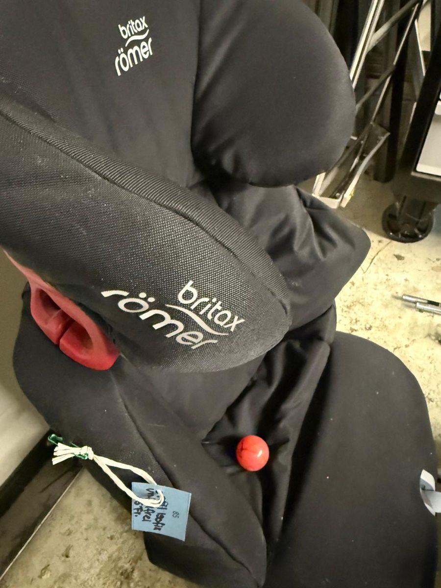 Britax Römer Seggiolini per auto: Kindersitz von britag römer – Usato da Wittenwil venduto da mx5mx5 1
