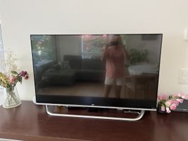 LG ULTRA HDTV sound by harman/kardon