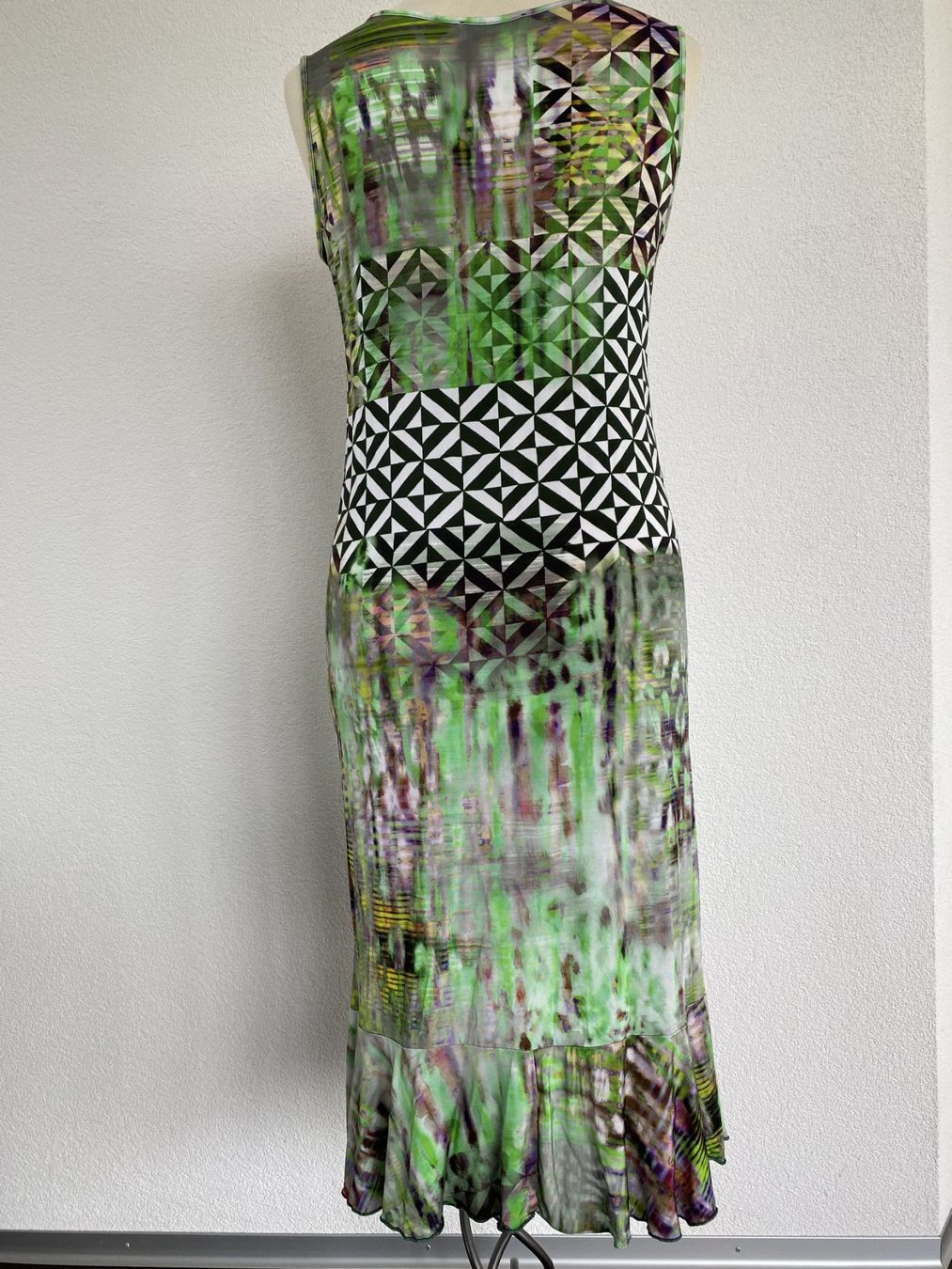 Kleider: Sommerkleid, ärmellos UNO PIU  Gr. 40 – Neu (gemäss Beschreibung) aus Füllinsdorf von Sunnebliemli7 3