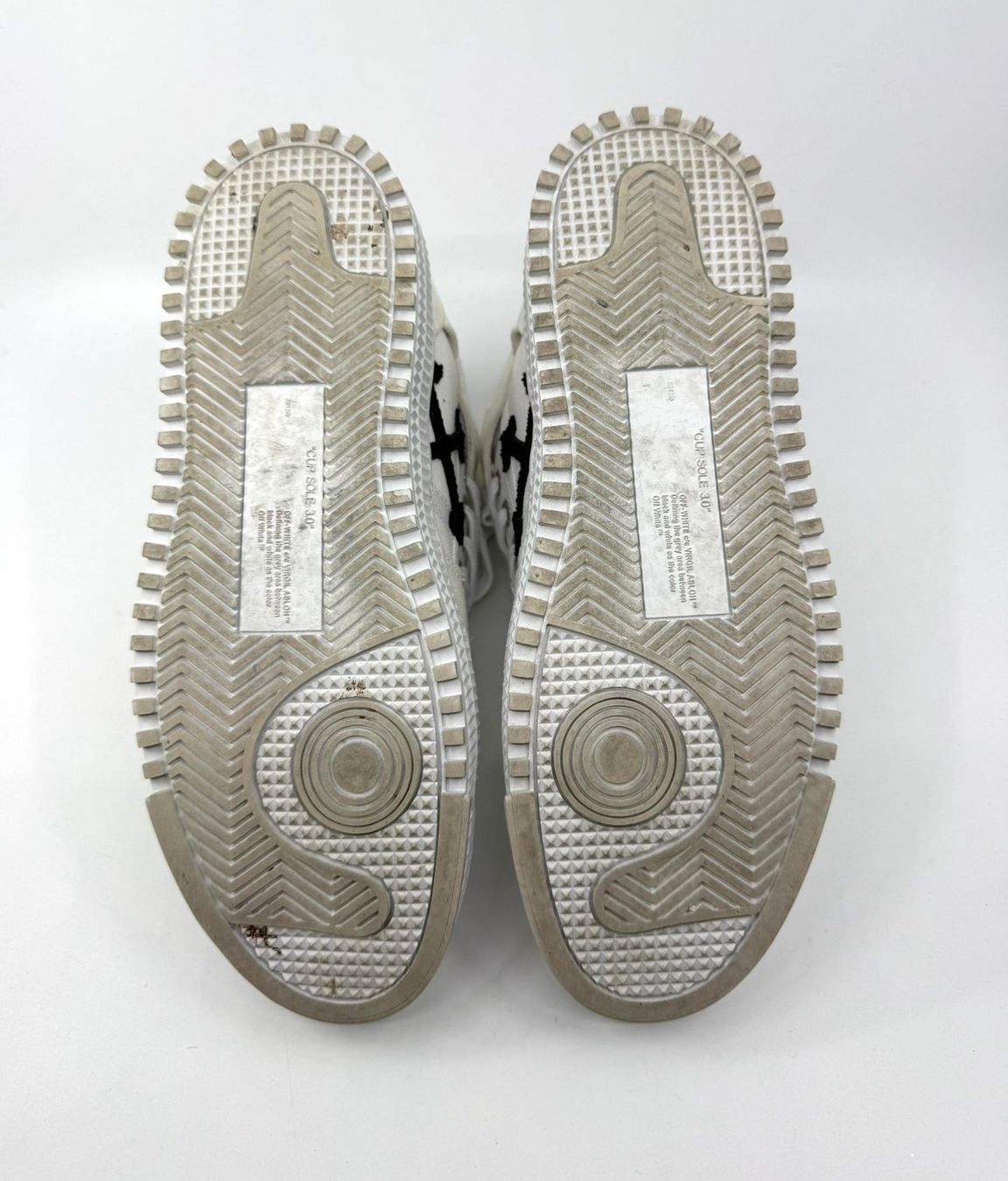 Off-White Scarpe da donna: Original Off-White Schuhe Grösse 38 – Usato da Herisau venduto da Seyashop_2 4