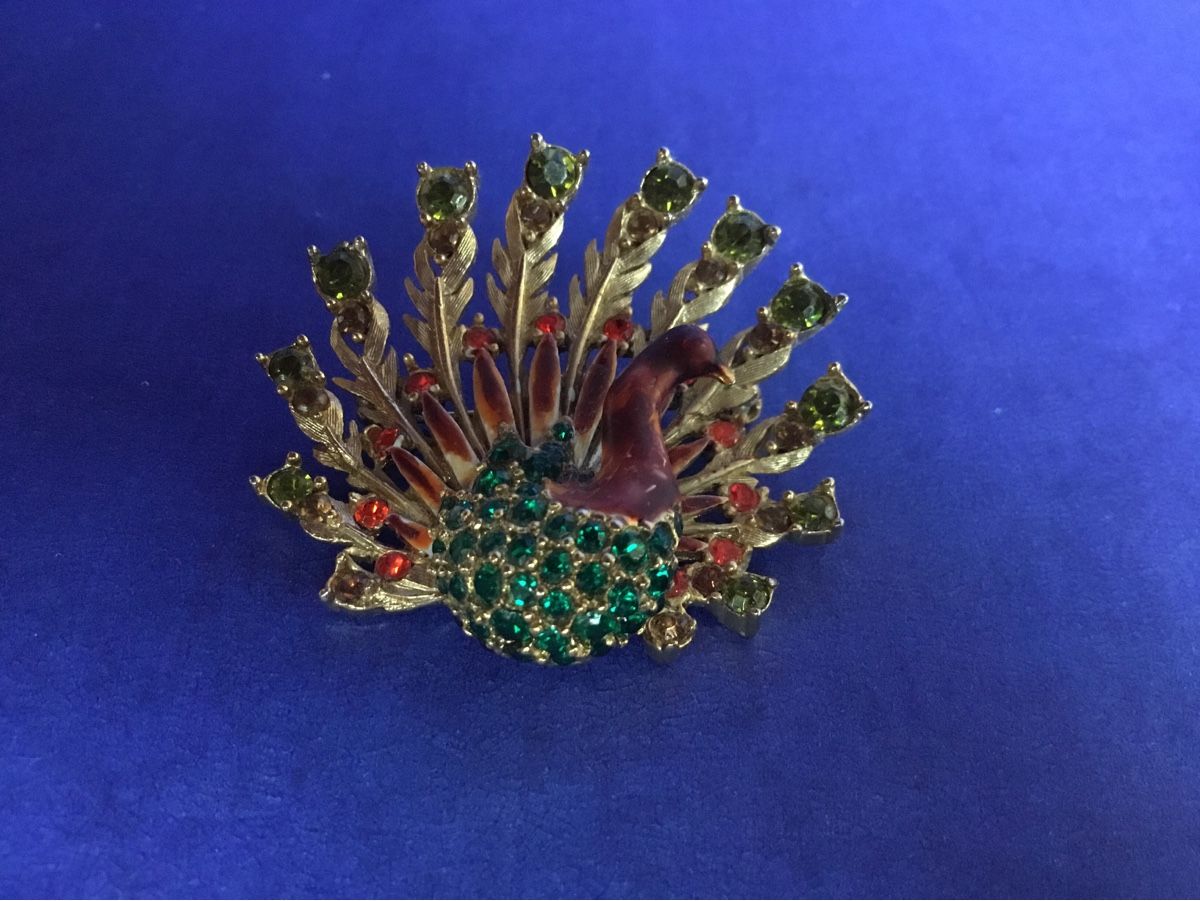 Broches & Aiguilles: Alter Modeschmuck Pfau mit Email und Strass – D'occasion à St. Gallen par chamilla 2
