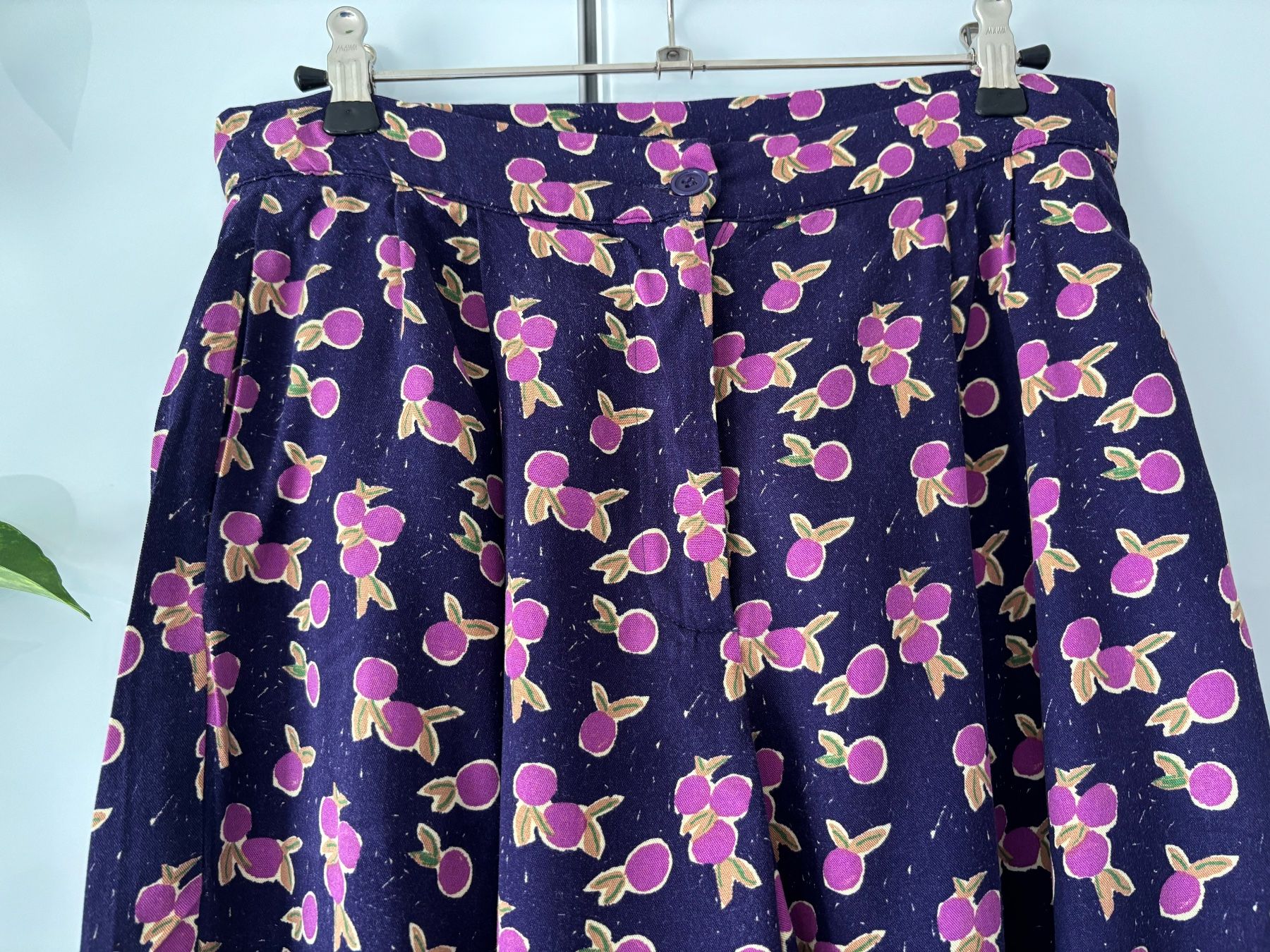 Pantaloni: COMPANIA FANTASTICA Shorts Gr. S – Usato da Zürich venduto da missmodernage 3