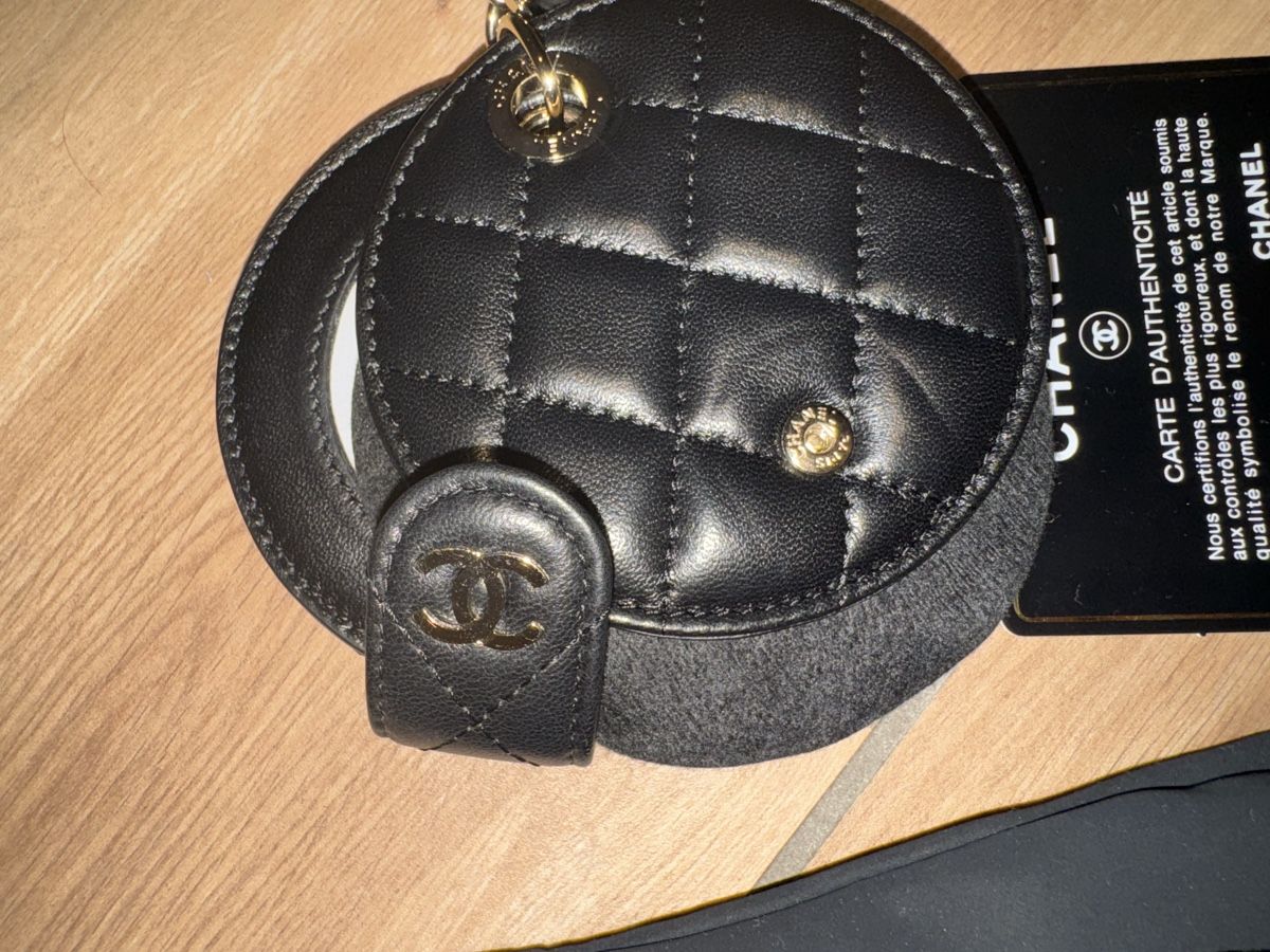 Chanel Borse: CHANEL Name Tag Key Ring Black – Nuovo (secondo la descrizione) da Zürich venduto da iva_c9dw 6