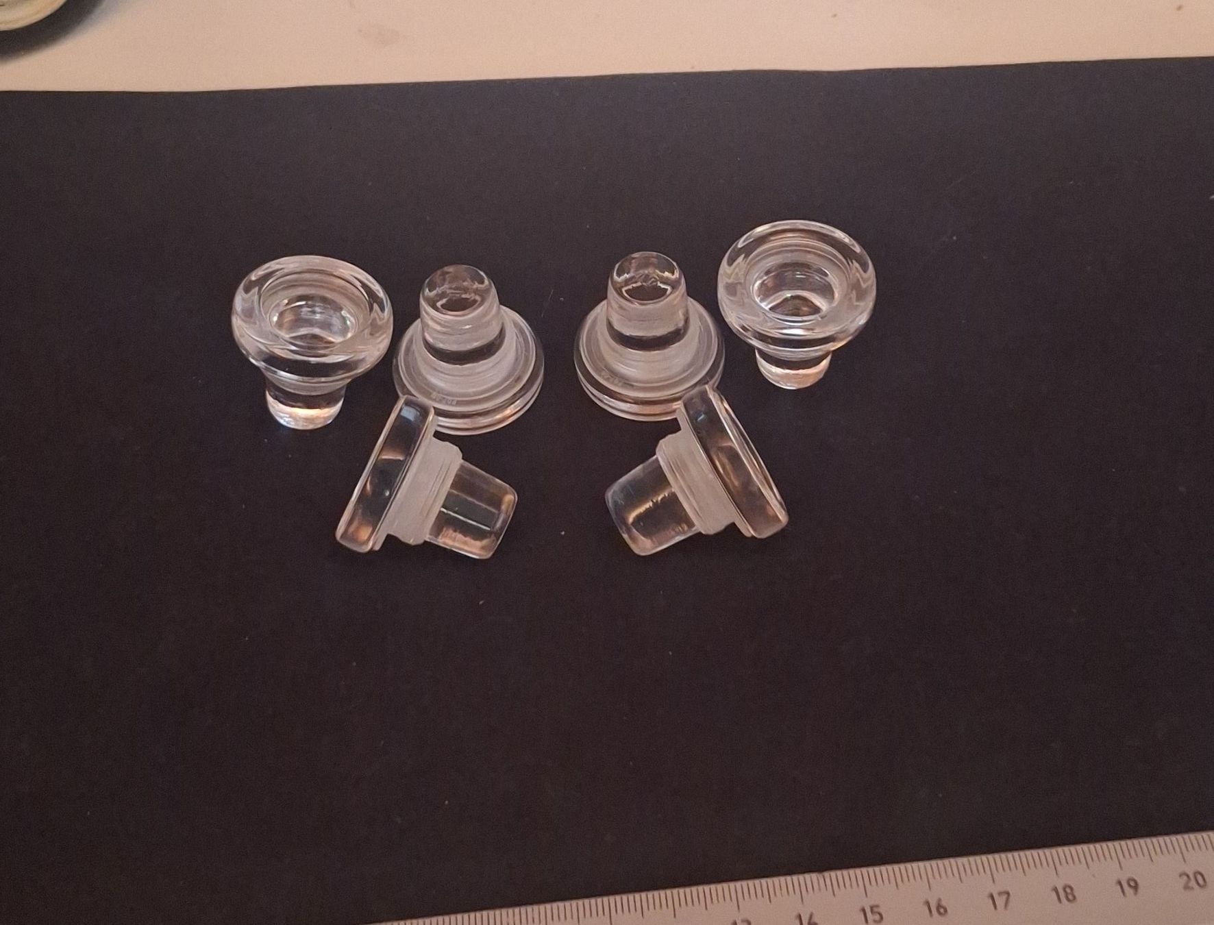 Flaschenöffner & -verschlüsse: Bouchons en verre lot de 6 pièces – Gebraucht aus Crans VD von Yobia8