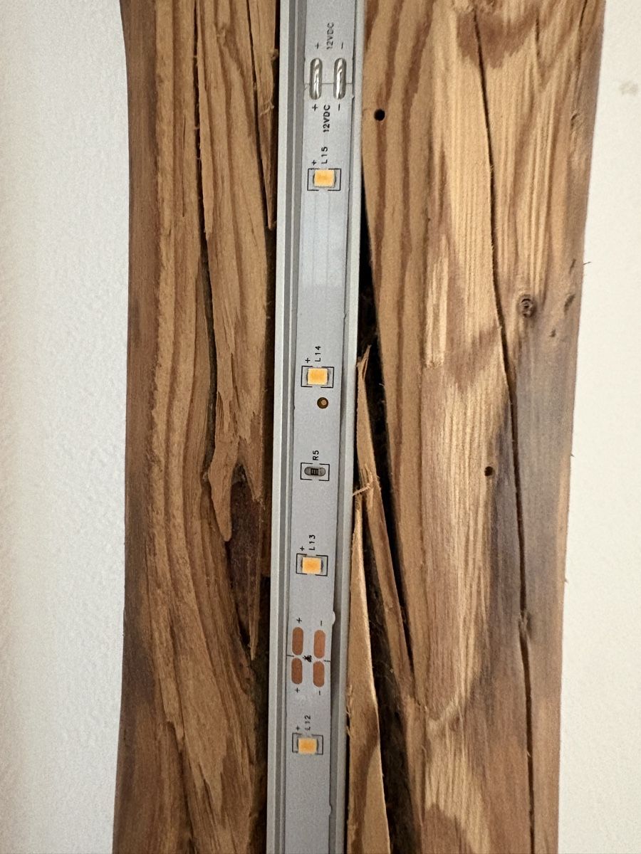 Lampade: Stehlampe - Altholzstamm mit LED-Streifen – Usato da Wald ZH venduto da eli_y6cn 3