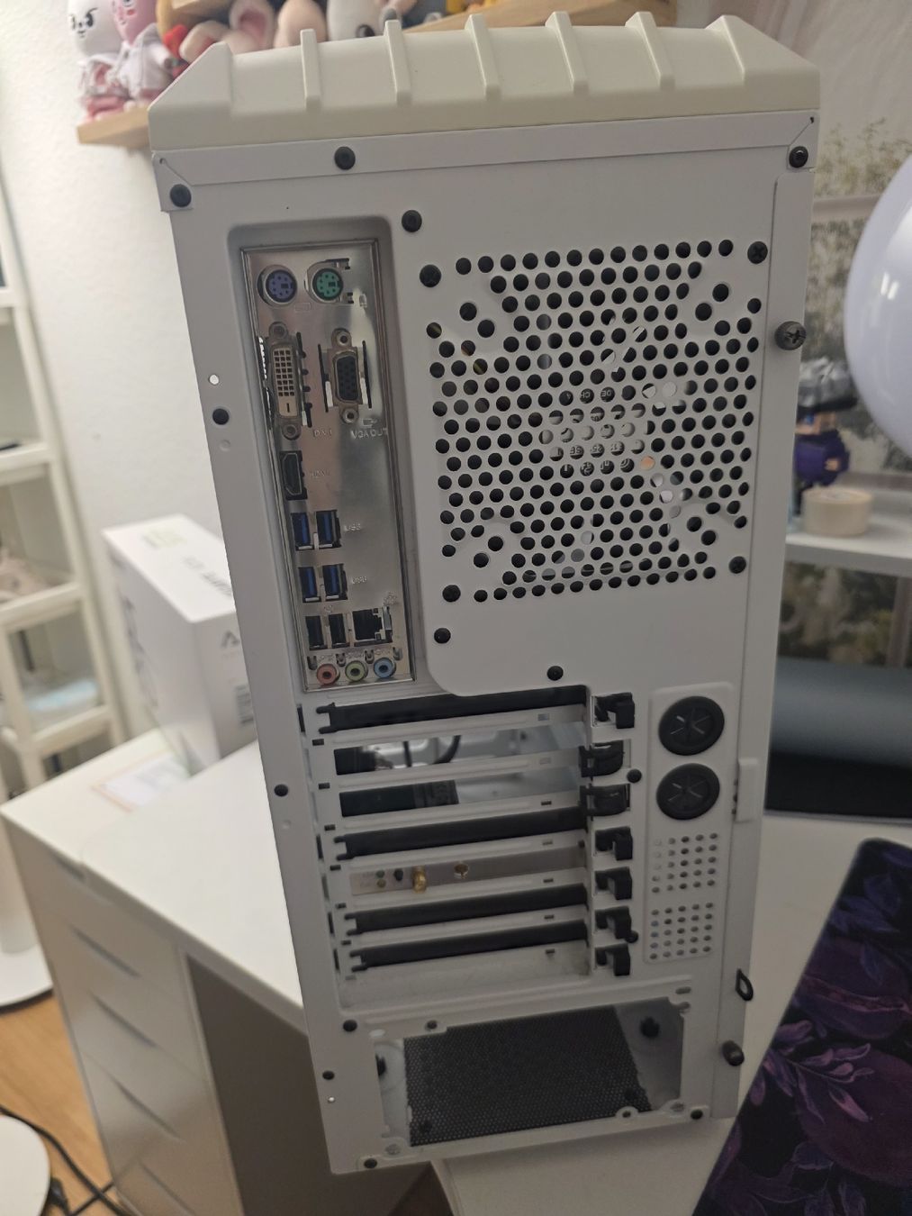 Intel PC: PC Case + ASUS H97-PLUS Board, Intel i7 4790 CPU + DDR3 32GB – Usato da Zürich venduto da bobesponja46 3