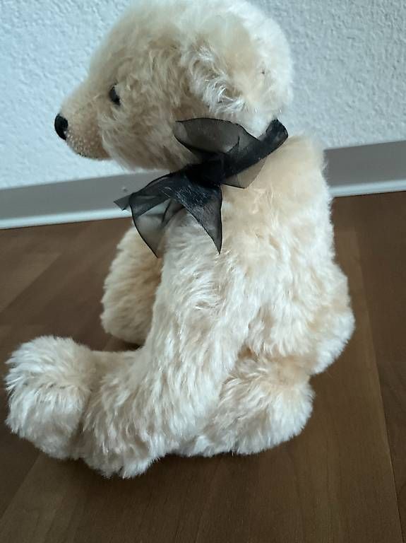 Giocattoli: Teddybär Ervik, handgefertigt – Nuovo e nell'imballaggio originale da Schmitten FR venduto da Chili58 1