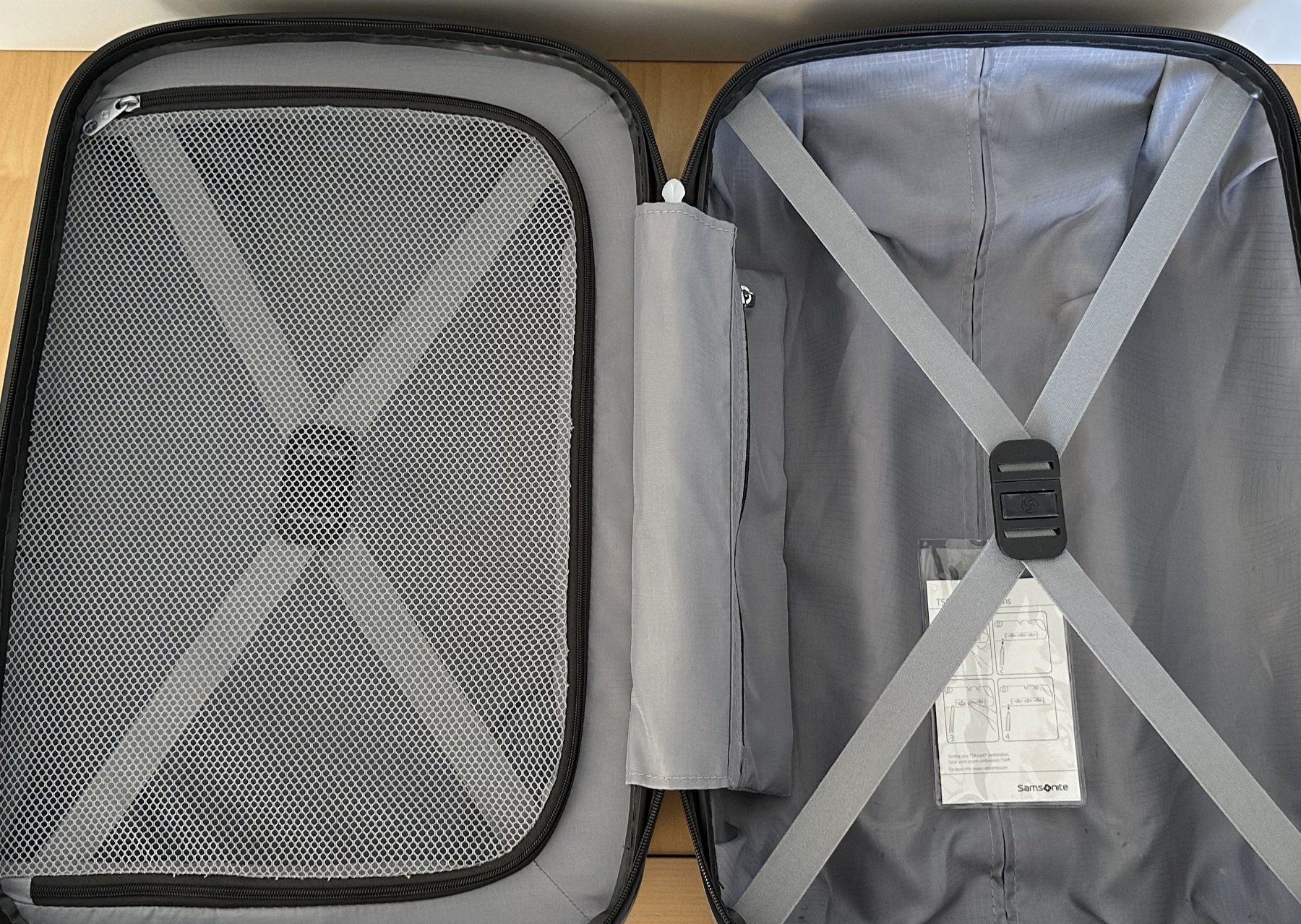 Samsonite Valigie: Samsonite - Bright Lite Diamond Upright 55/20 – Usato da Dielsdorf venduto da Empowered 4