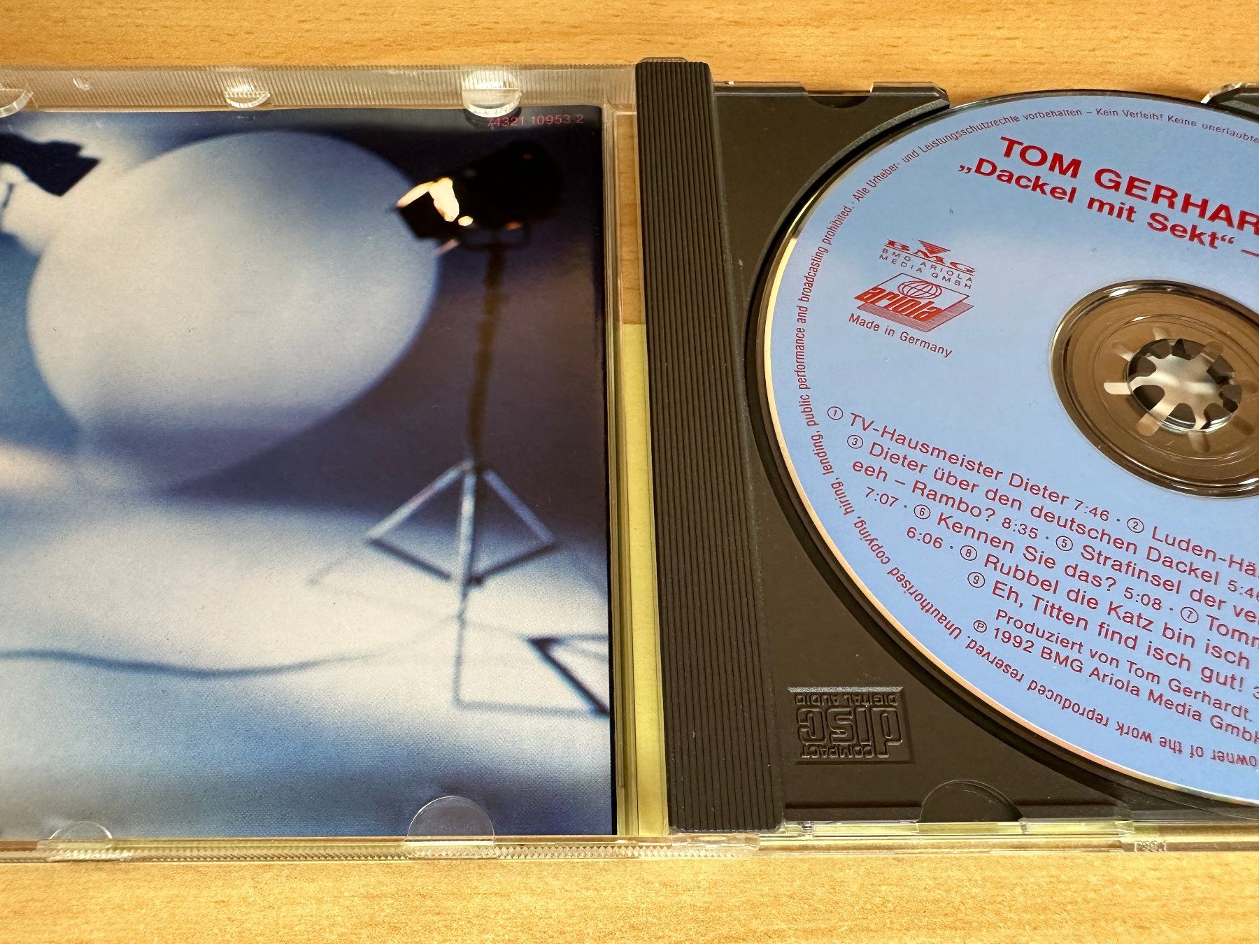 CDs: Tom Gerhardt – Live "Dackel Mit Sekt" - Tour '88 - '92 – Gebraucht aus Rikon im Tösstal von Alpenmutz 2