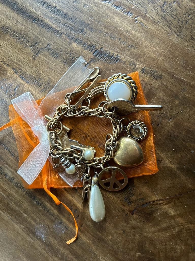 Moschino Bracciali & Braccialetti: Vintage Bettel-Armband Moschino – Usato da Schaffhausen venduto da amwr 4