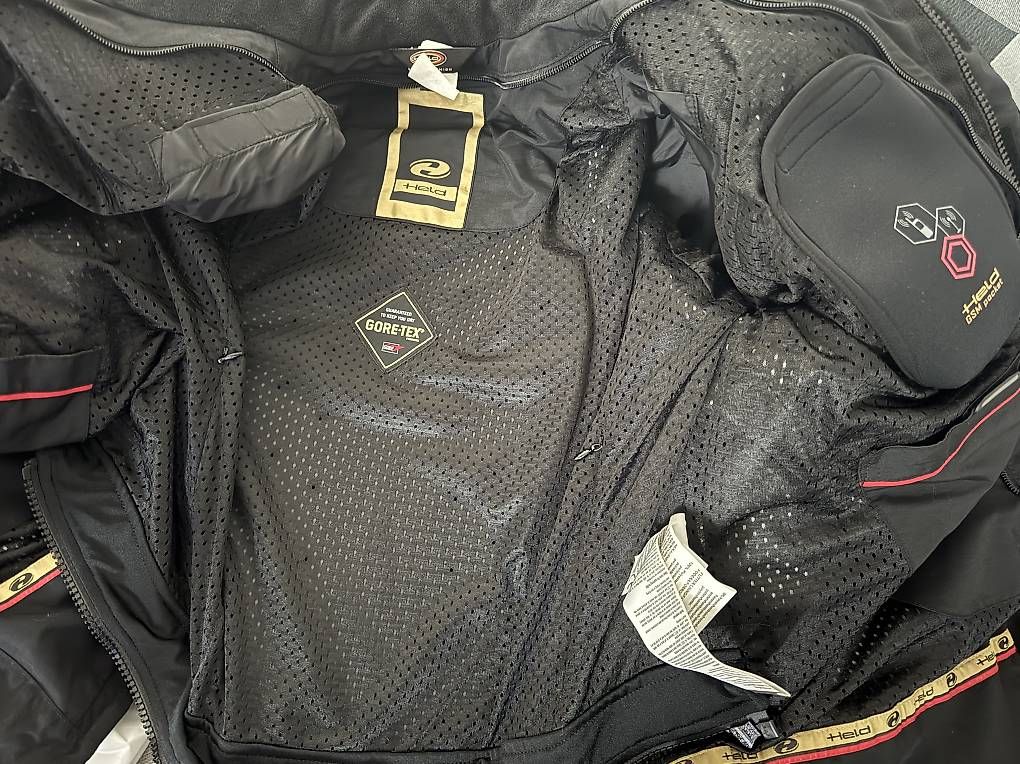 Giacche: Held Motorradjacke XXL mit Rückenprotektor – Usato da Zürich venduto da PH_ZH 1