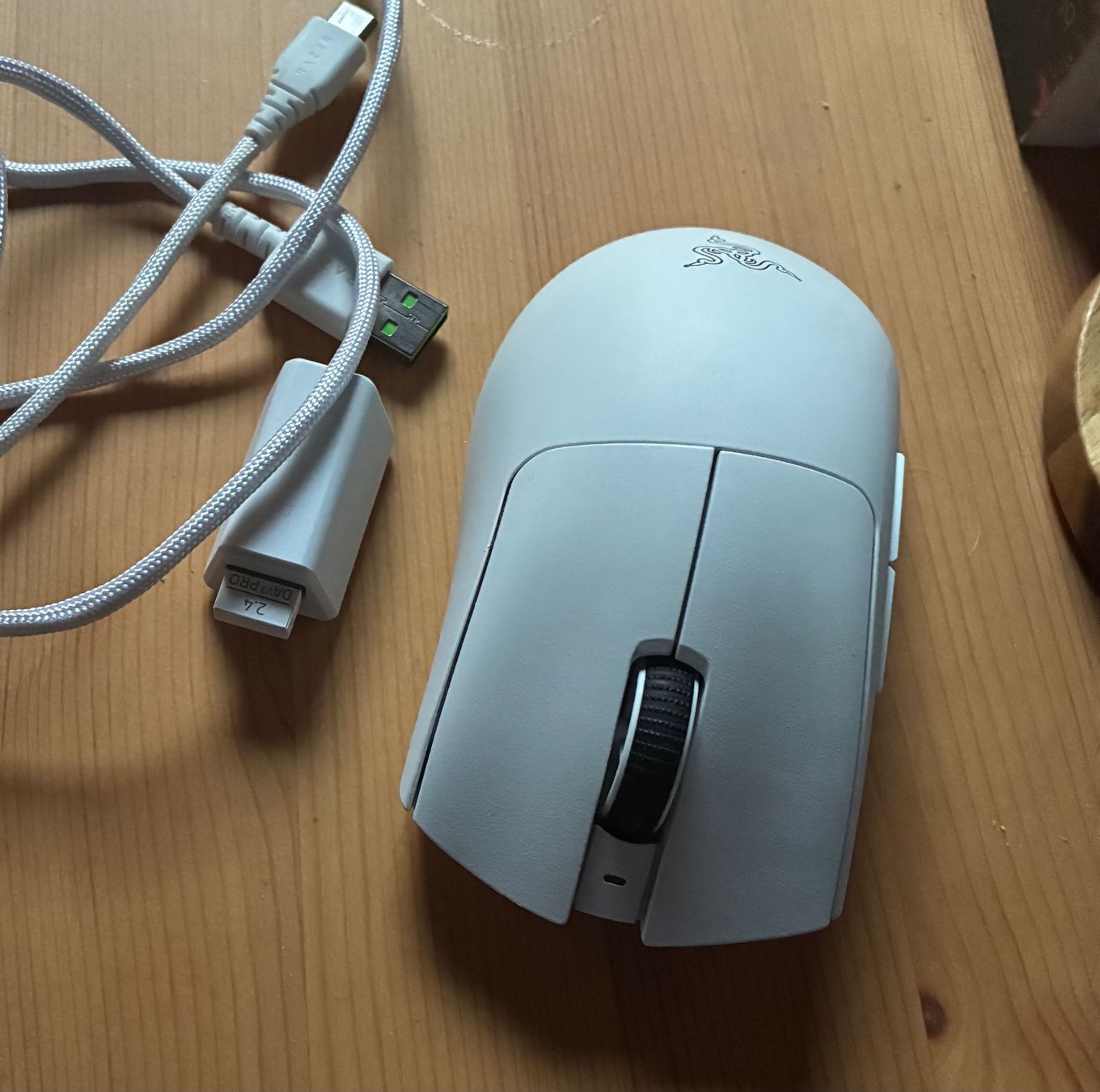 Razer Maus: Razer Deathadder Wireless V3 Pro Weiss – Gebraucht aus Schwerzenbach von lau_nhq6