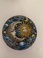 Geschenkbox mit Glitzersteinchen