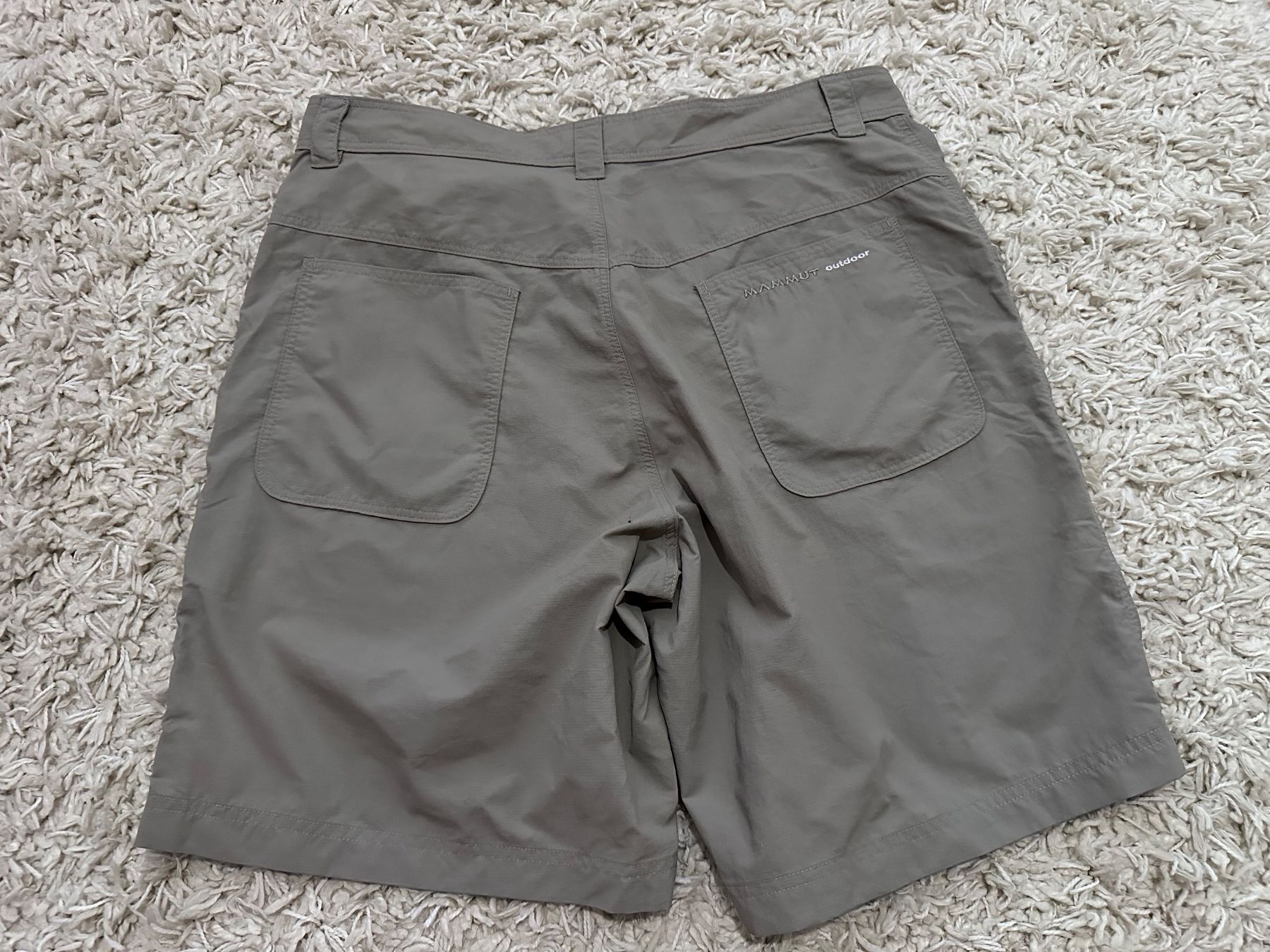 Mammut Hosen: Mammut Wandershorts Gr.50 – Gebraucht aus Bern von BrandVilla 1