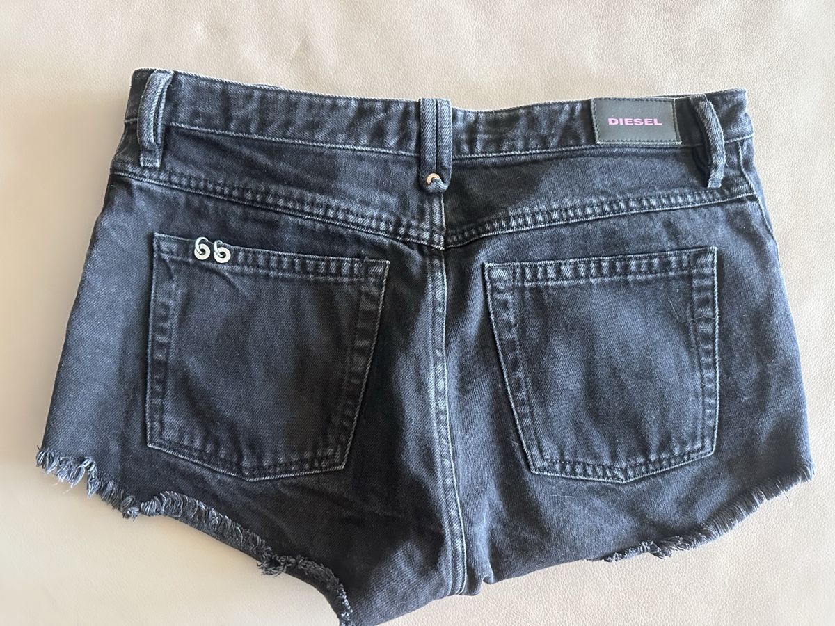 Jeans: Jeans Shorts Damen  – Gebraucht aus Zürich von Duki88 5