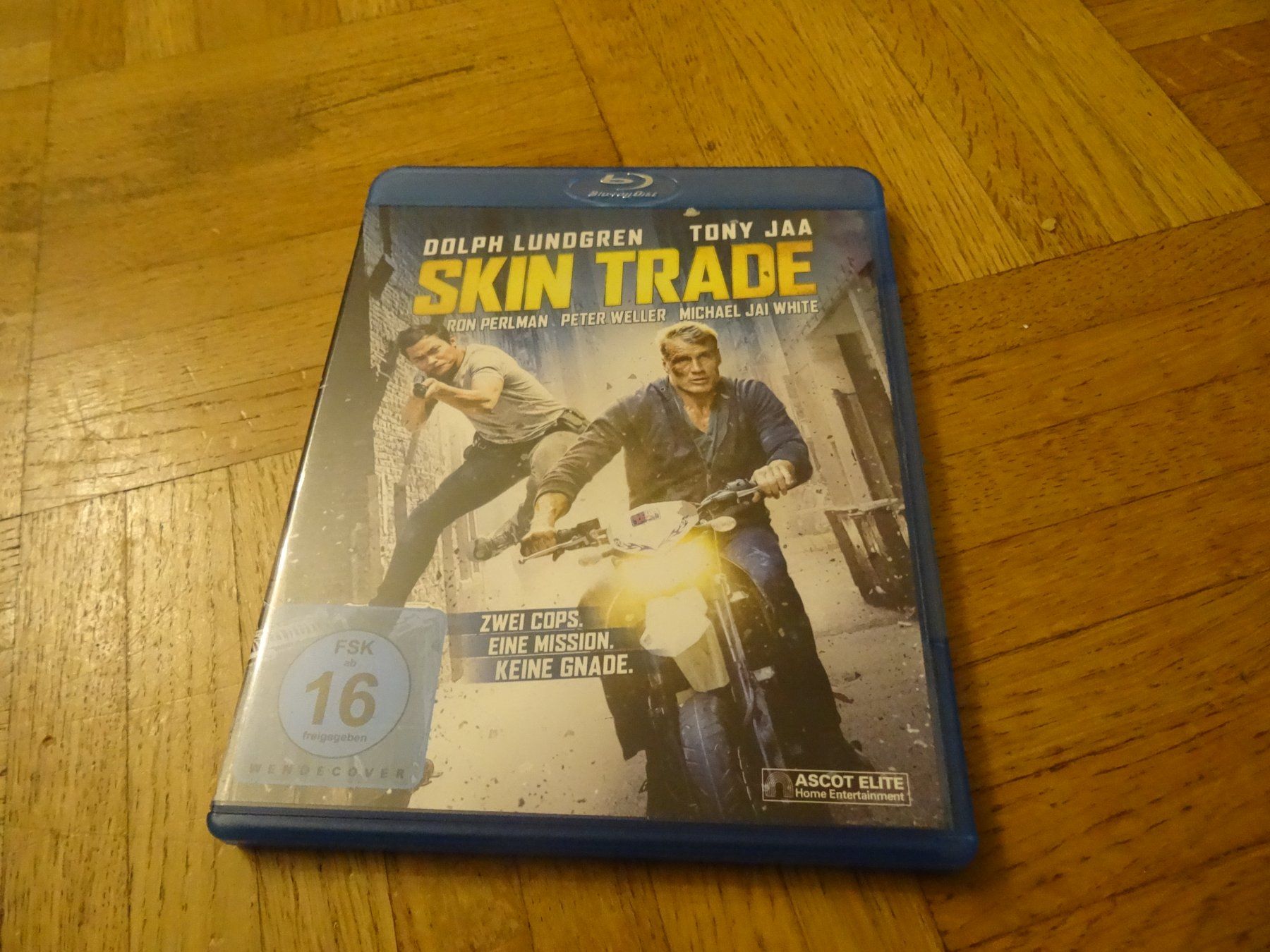 Tutti i DVDs: Skin Trade BLU-RAY – Usato da Olten venduto da Disc-Verkauf