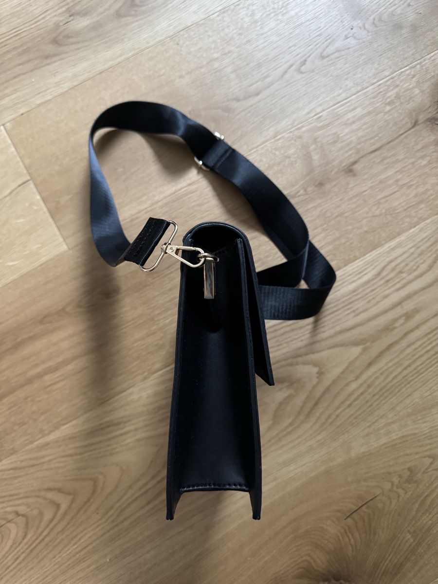 Taschen für Damen: Handtasche – Neu (gemäss Beschreibung) aus Bütschwil von mau_26yq 1
