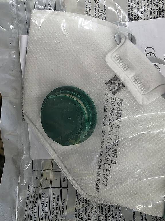Maschere: Atemschutzmaske FFP2 mit Ventil, neu – Usato da Belp venduto da elisa.u