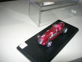 Maserati 8 CTF 1939 rot * Grani u.Parth 1:43
