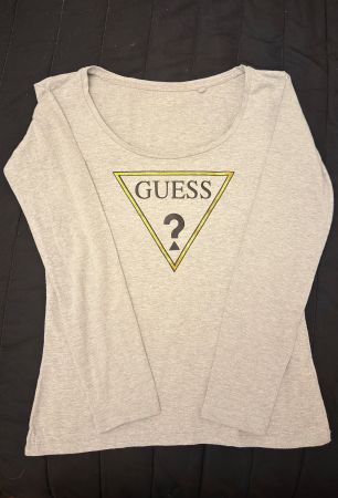 • GUESS Langarmshirt •