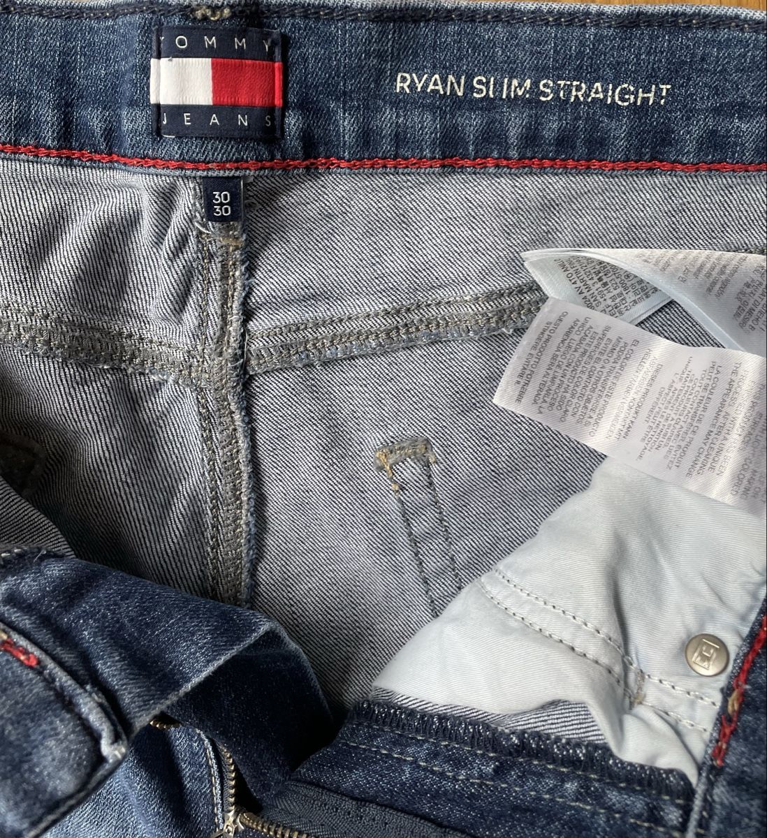 Tommy Hilfiger Jeans: Tommy Jeans Grösse 30/30 – Usato da Glis venduto da taisiya078