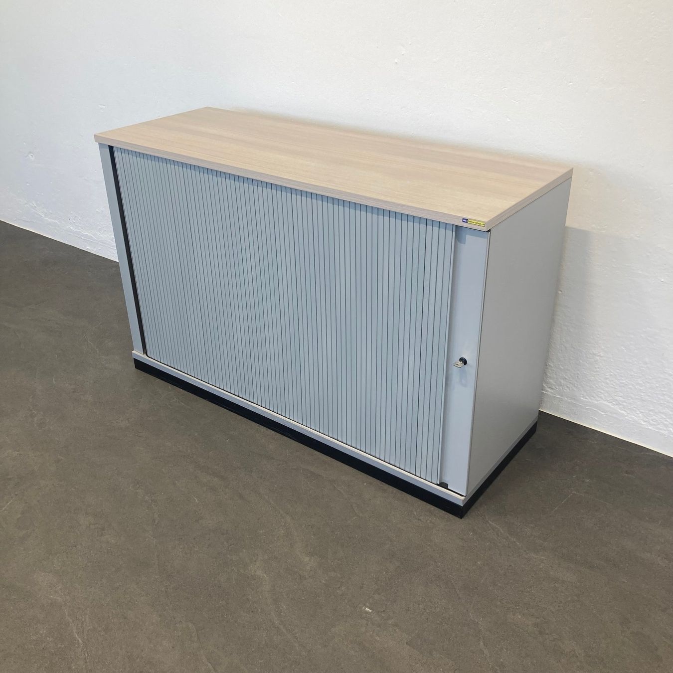 Armadi: Steelcase Share It Lateralschrank 2-OH - – Usato da Schönenwerd venduto da mcofficeshop 4