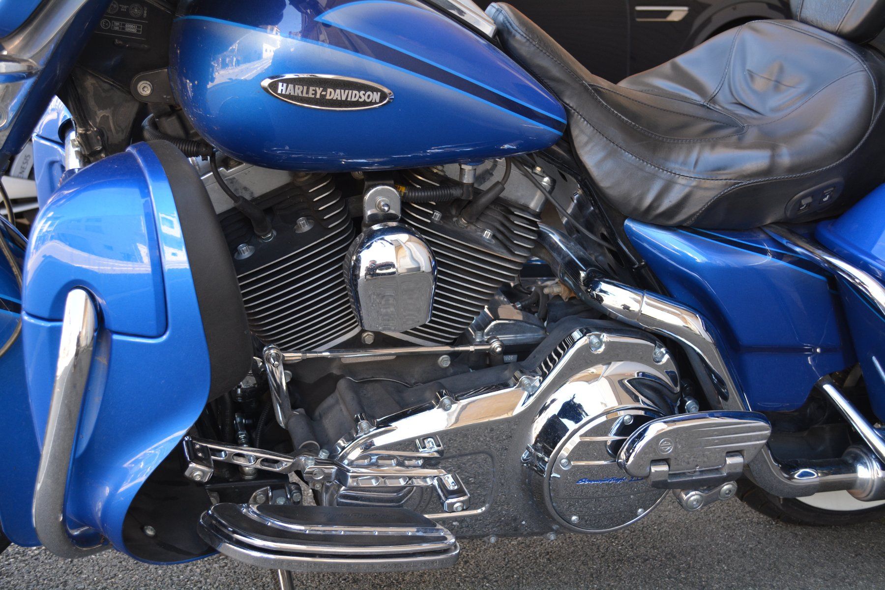 Harley-Davidson Chopper: Harley Davidson FLHTCSUE 2 – Usato da Wollerau venduto da chevy27 3