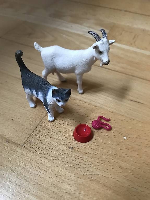 Spielzeuge: Bullyland Occasion Tiere Verschiedenes – Gebraucht aus Wölflinswil von ale_k6q6 2