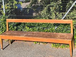Schöne Holzbank,  2m lang