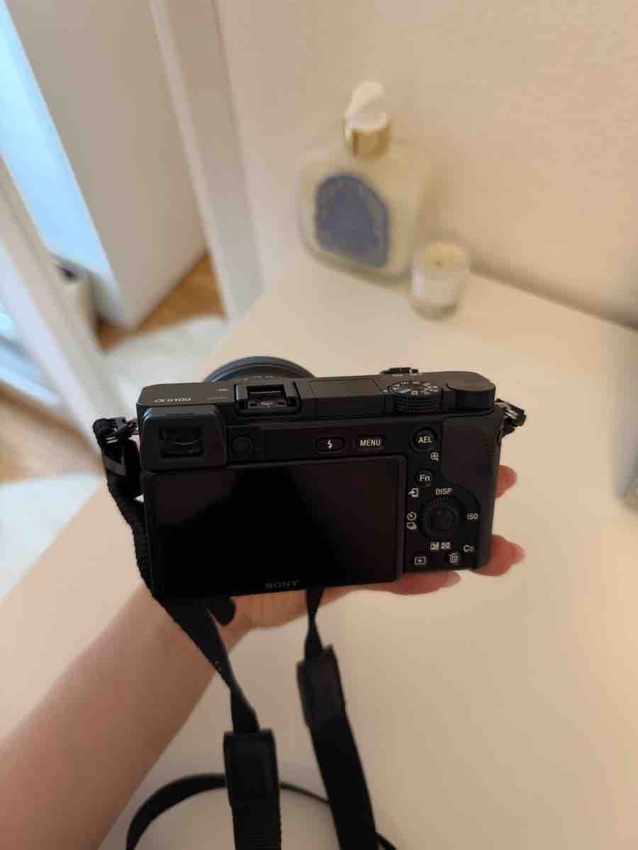 Sony Fotocamera: Sony Alpha 6100 Systemkamera mit 16-50mm Objektiv – Nuovo (secondo la descrizione) da Steinhausen venduto da Zuka99 4