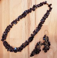 Collier et boucles d'oreilles en grenat.