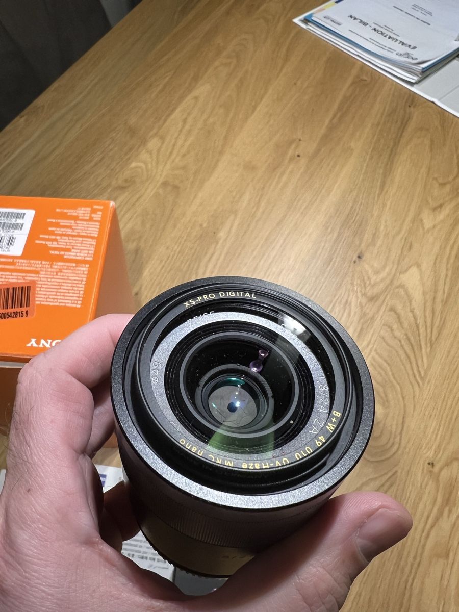 Sony Obiettivi: Objectif Sony E-mount 24mm F1.8 ZA – Usato da Neuchâtel venduto da compadri 3