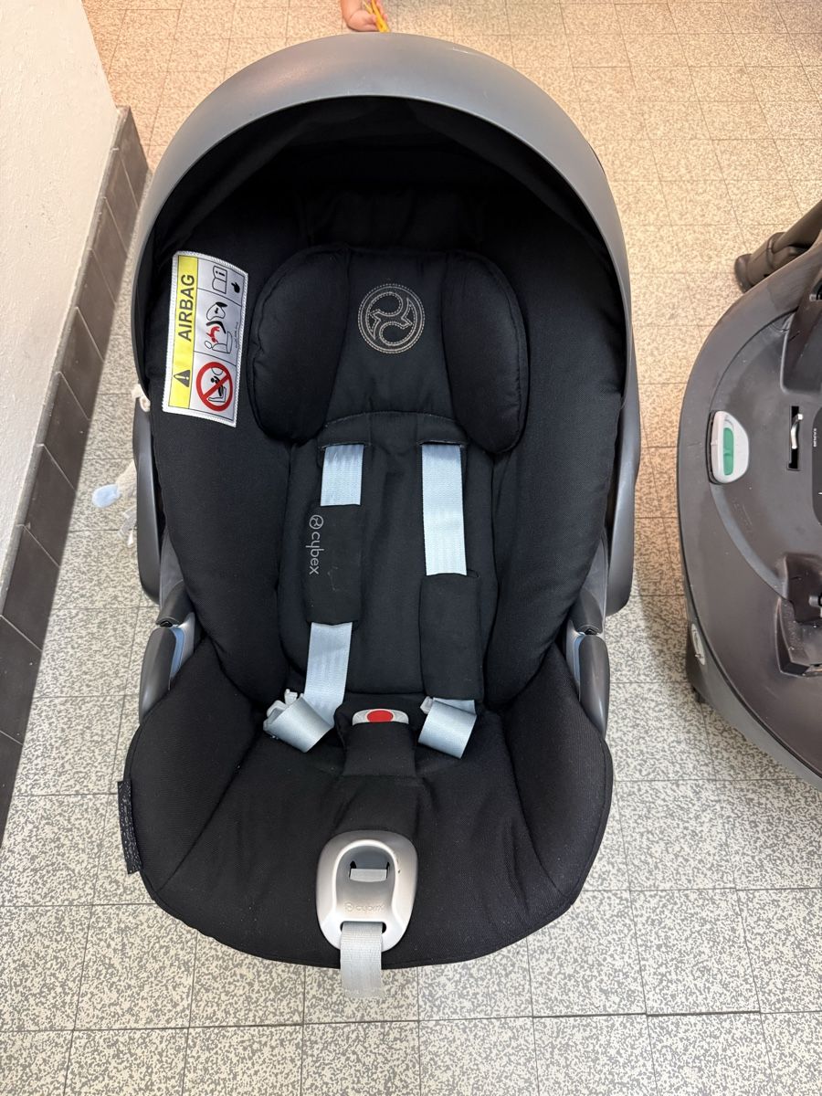 Cybex Auto-Kindersitze: Cybex Cloud Z i- size with base  – Gebraucht aus Zürich von Ekanad 3