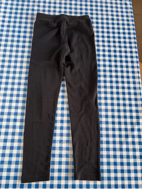 Decathlon Biancheria intima: Kinder Thermohose- Skiunterwäsche Gr.140 – Usato da Zürich venduto da kicconet 1