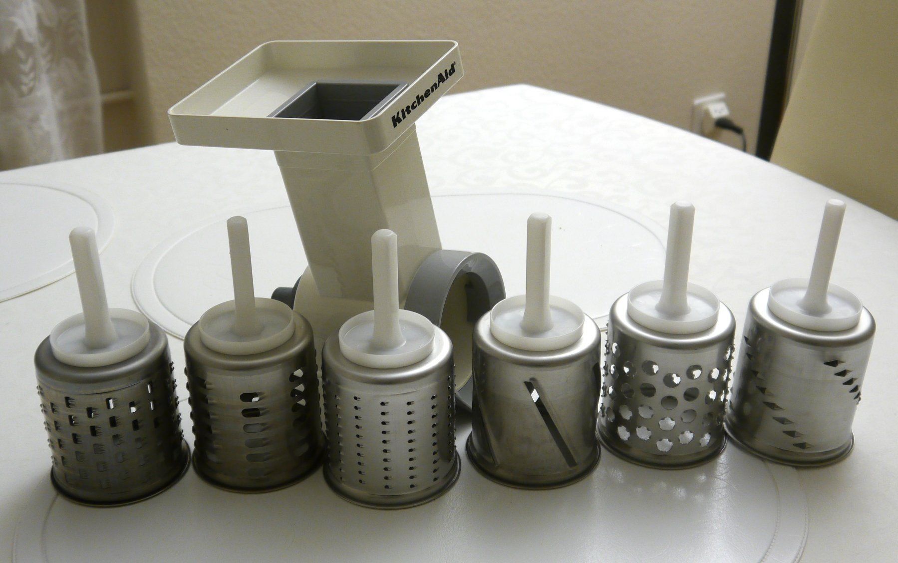 Kitchenaid Küchengeräte: KitchenAid Gemüseschneider – Gebraucht aus Porrentruy von Danreisende