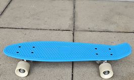 Cooles Skateboard für den Sommer! Top Zustand, Blau