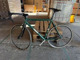 Rennvelo Fragile grün