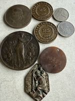 Lot de diverses pièces 