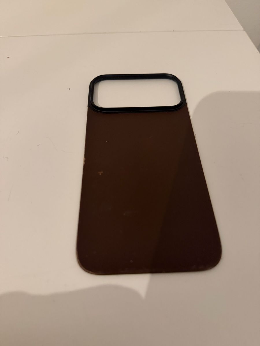 Cover & Protezioni schermo: Coque Nomad iphone 17/18 pro max – Usato da Bernex venduto da pre_hbr2 1