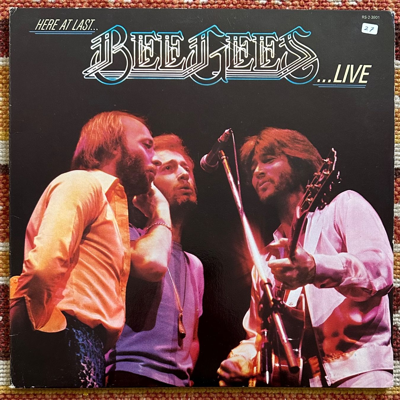 Dischi in vinile: 2LP - Bee Gees - Here At Last… - Live – Usato da Breganzona venduto da Onairda75