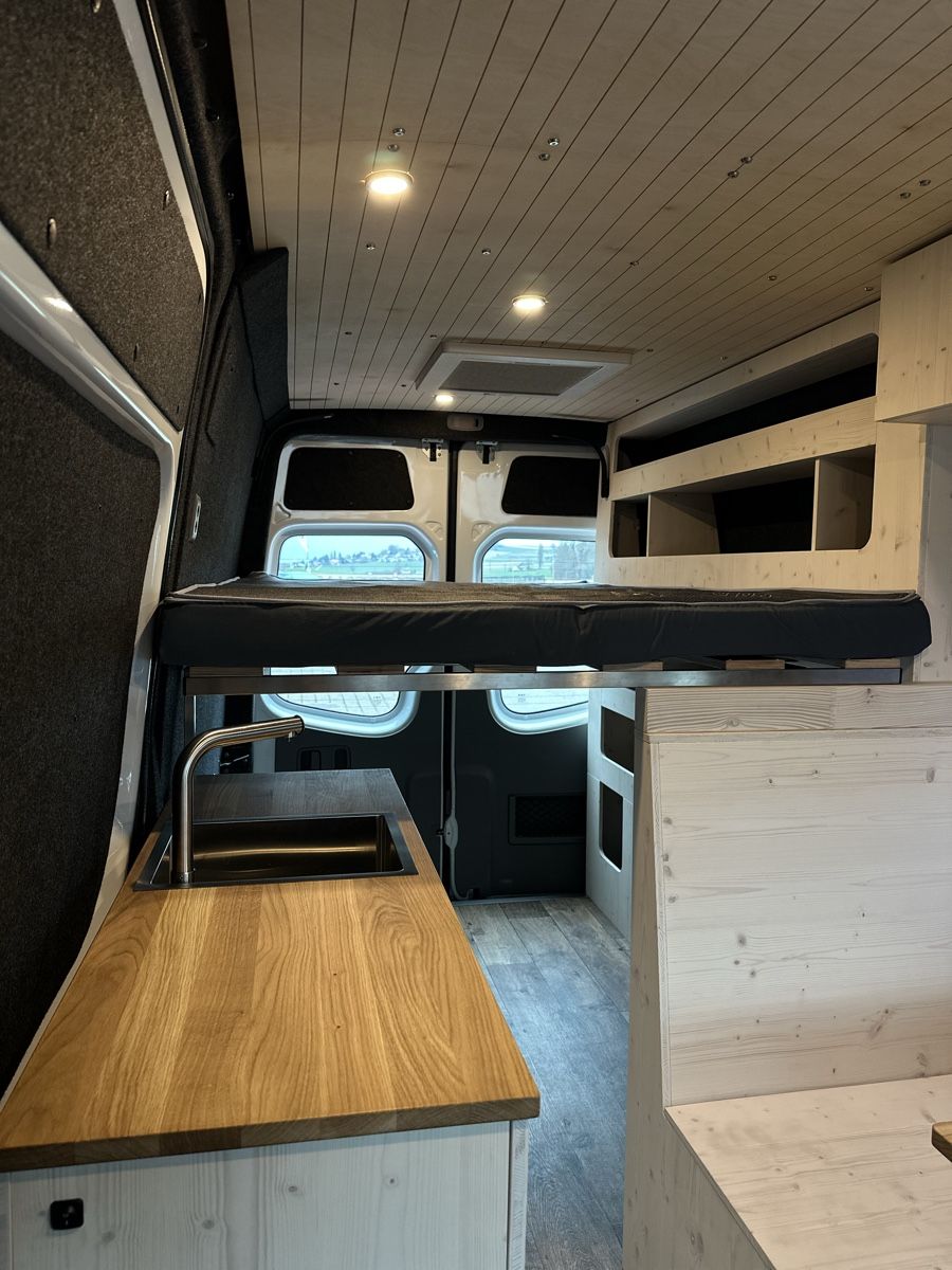 Mercedes-Benz Veicoli da campeggio: Mercedes Sprinter 319 CDI 4x4 W906 Camper – Usato da Sutz venduto da charis1411 3