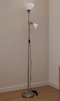 Lampadaire en tres bon état