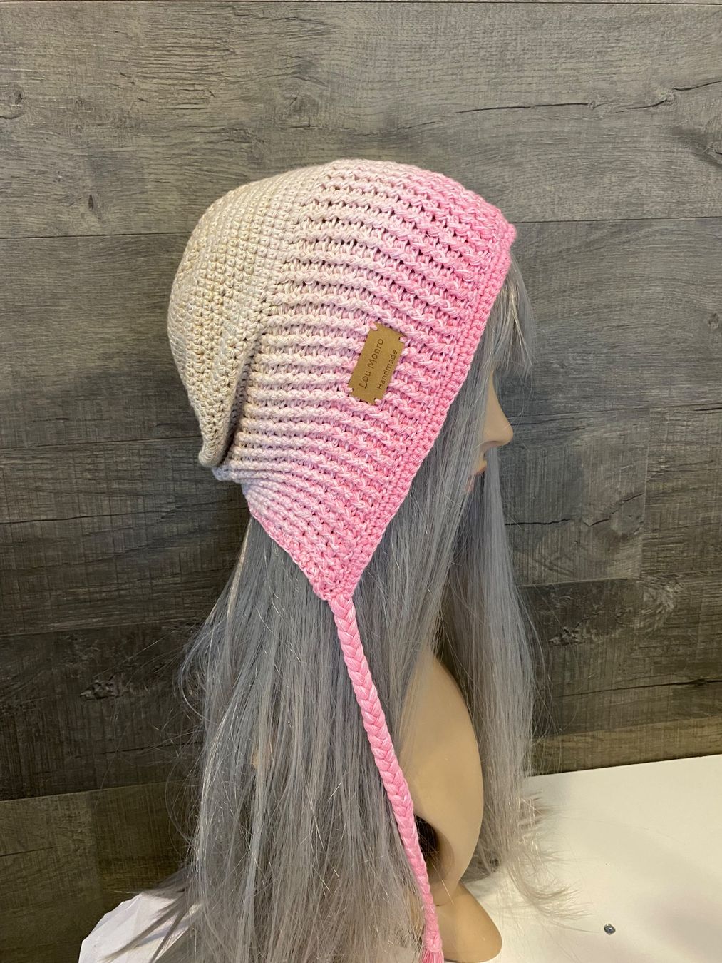 Copricapi, berretti & cappellini: Bonnet Beanie Handmade – Nuovo (secondo la descrizione) da St. Niklaus VS venduto da loumonrohandmade