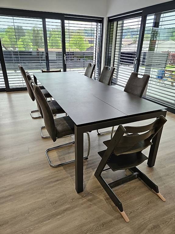 Tavoli: Table sonali dekton anthracite – Usato da Les Genevez JU venduto da LCRE 4