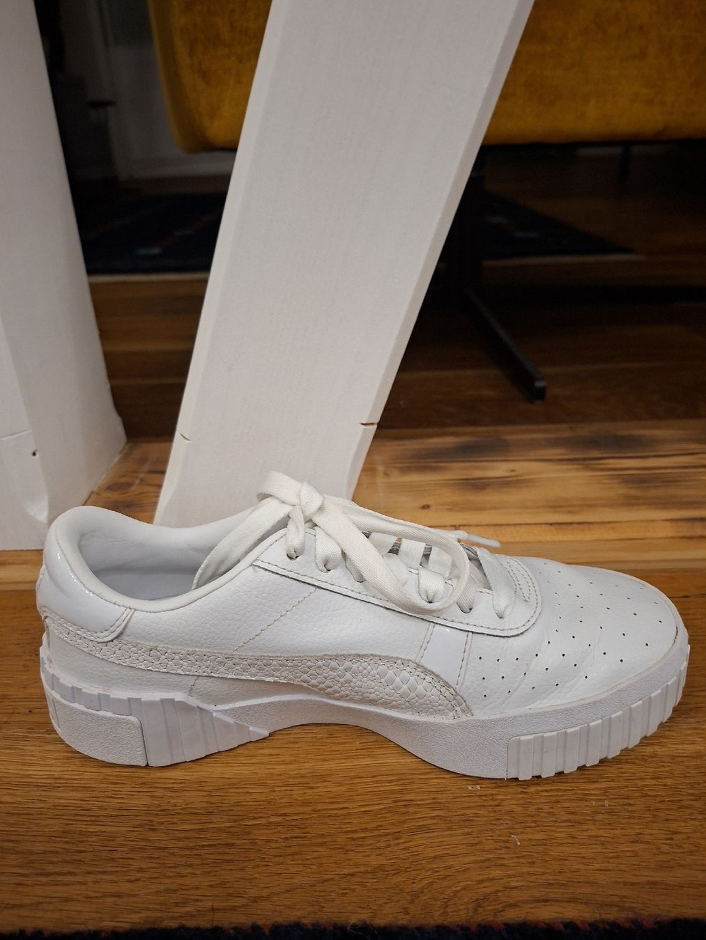 Puma Scarpe da donna: Puma Sneaker, weiss, Grösse 38.5 – Usato da Ebnat-Kappel venduto da Fani49 2