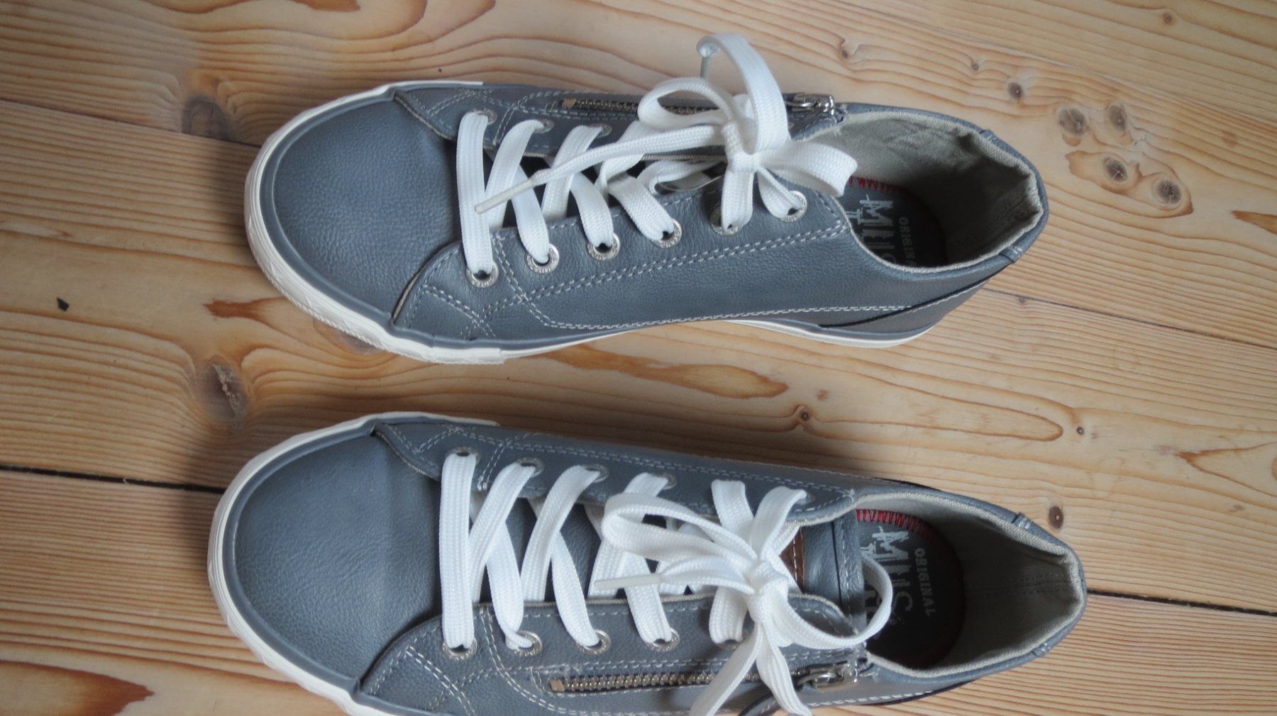Mustang Scarpe da donna: Mustang - Graue Sommer-Sneakers – Usato da Utzenstorf venduto da plus01 1