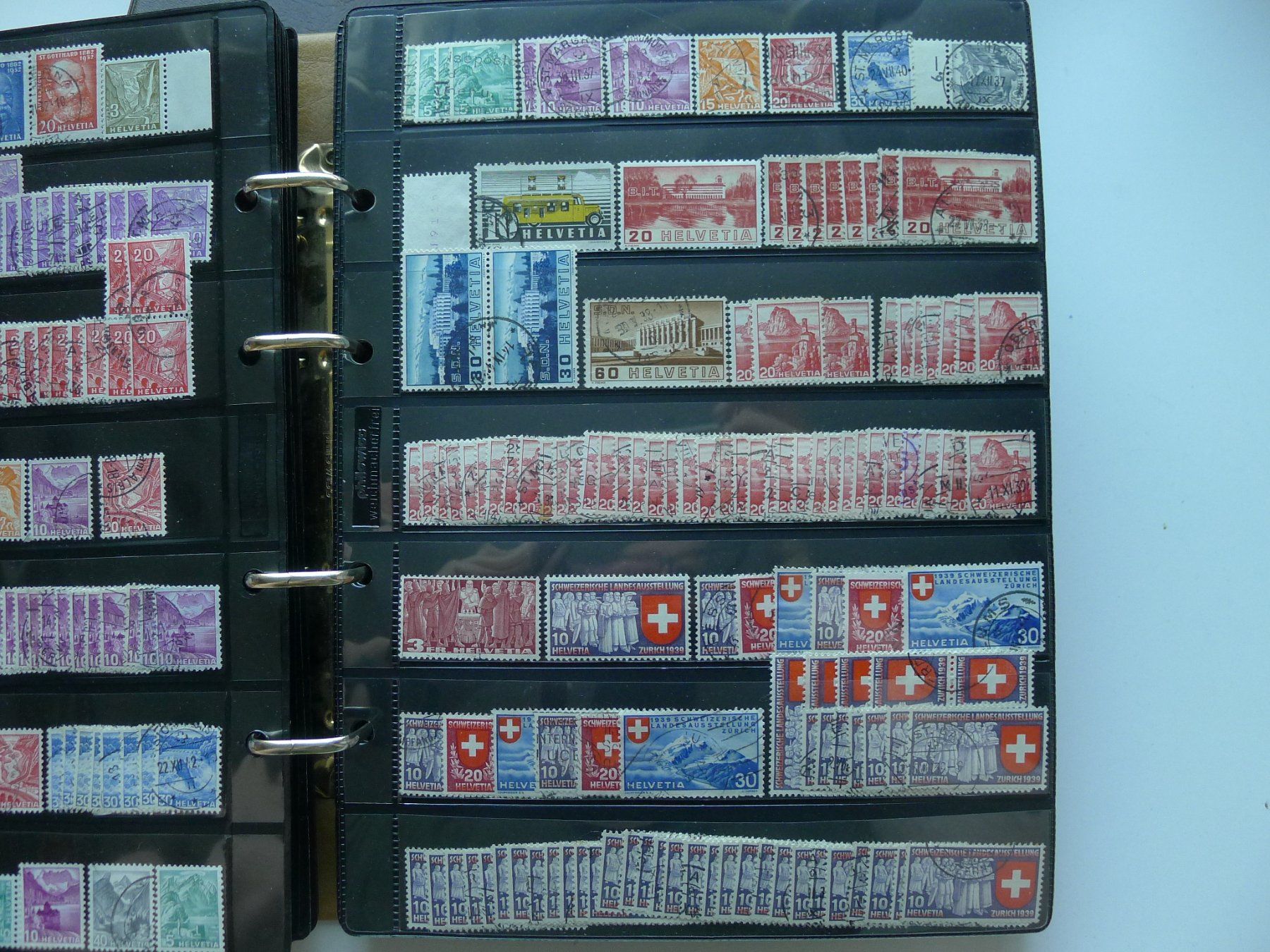 Tutti i francobolli: Lageralbum mit schweizer Briefmarken 61 Bildern – Usato da Dagmersellen venduto da q1w2e3r4 6