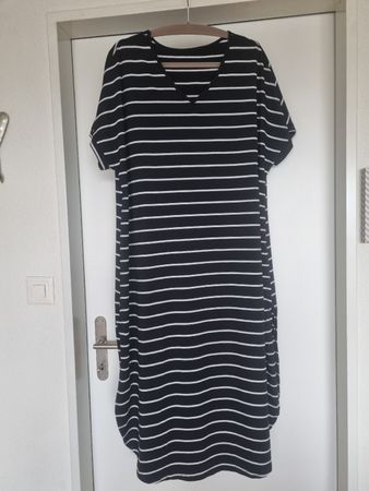 Damen Kleid gestreift schwarz weiss V-Ausschnitt Grösse 46