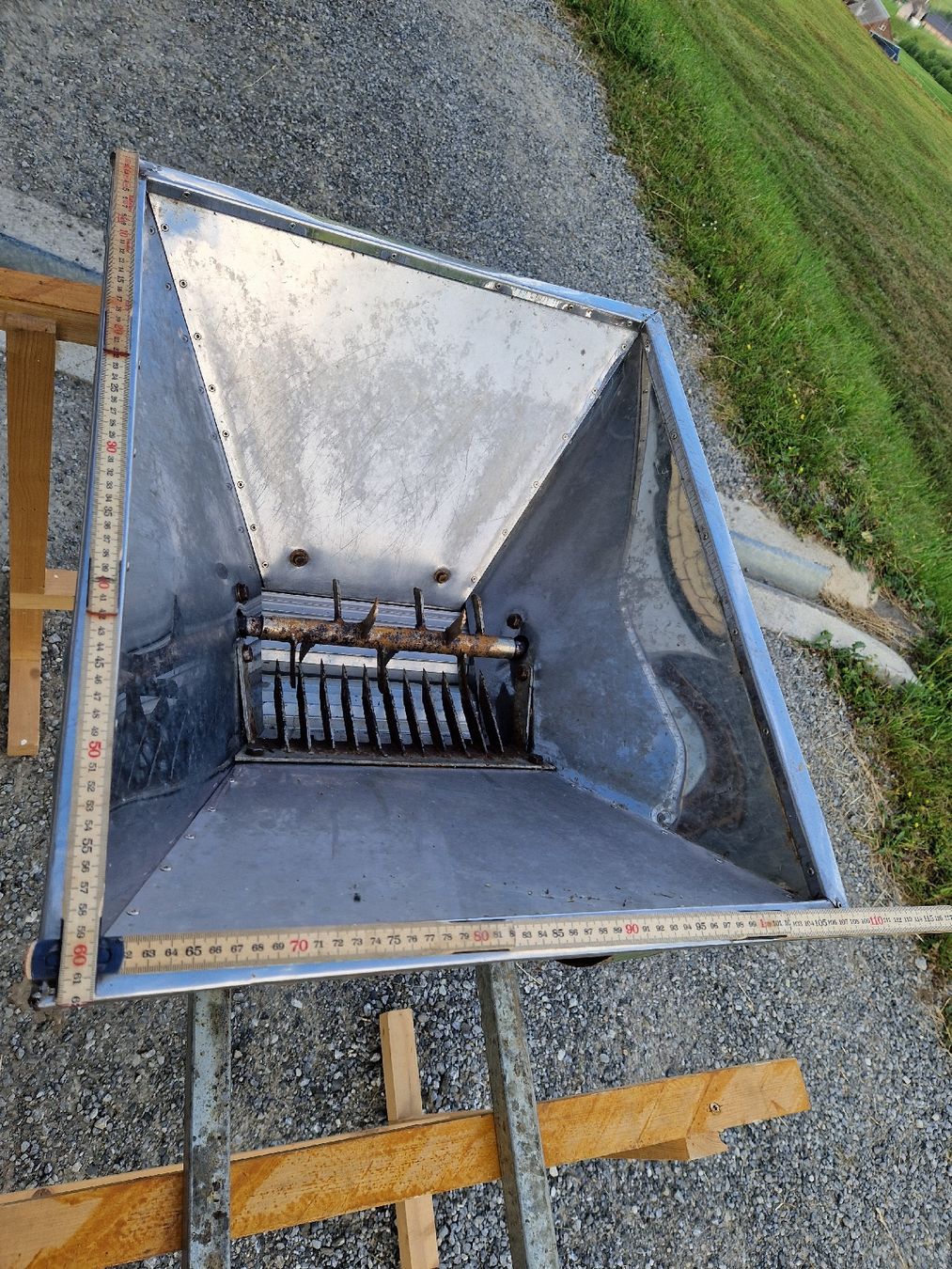 Tutte le macchine: Obstmühle elektr. 230V – Usato da Nesslau venduto da Nikos73 6